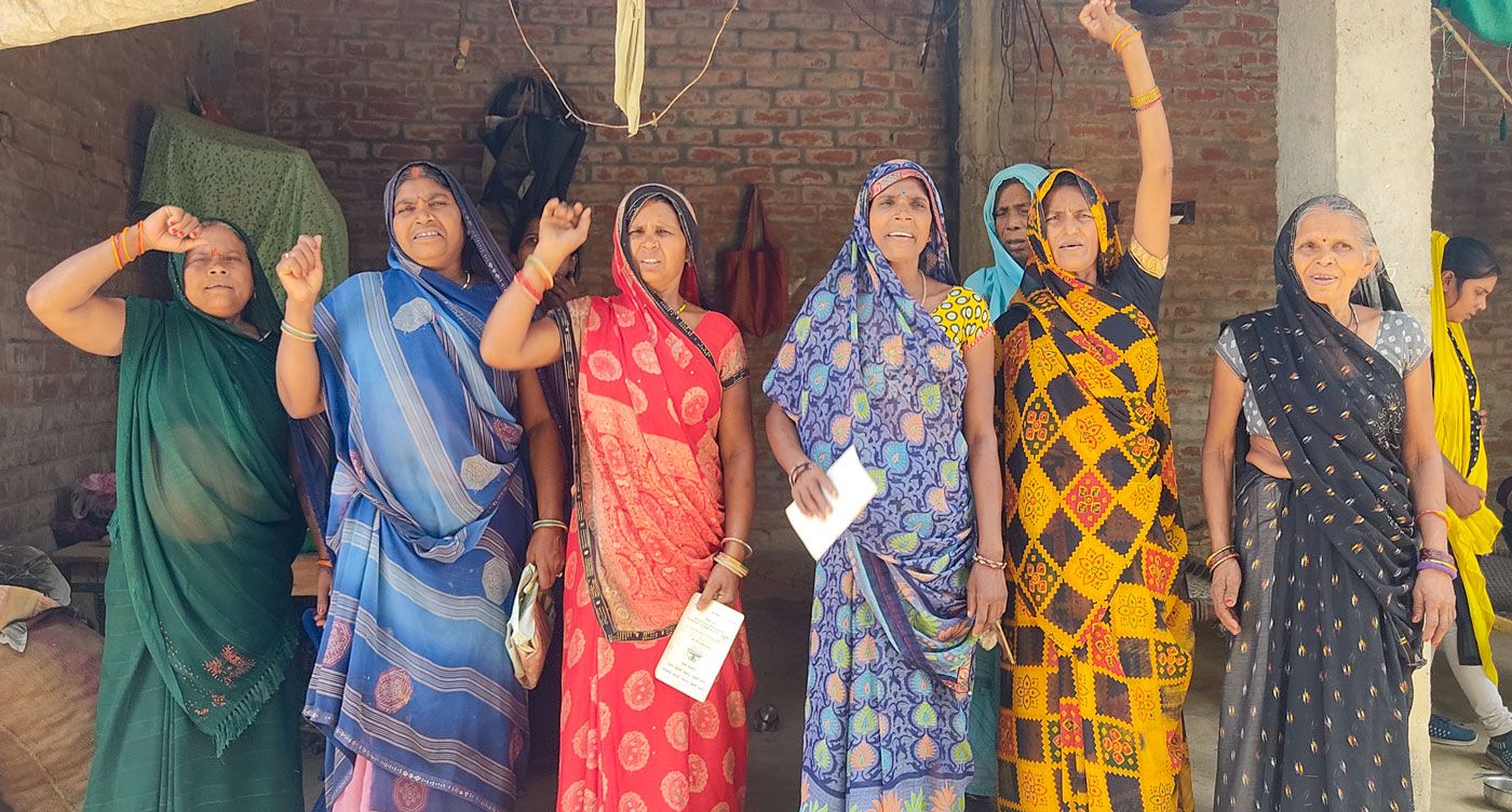 in-varanasi-district-mnrega-is-absent-ta