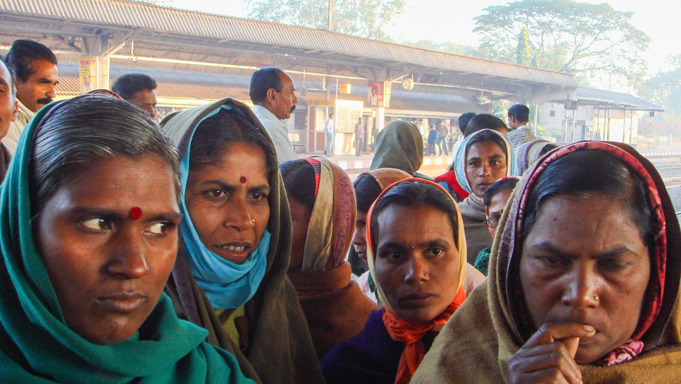 सकाळपासून-रात्रीपर्यंत-तेच-कष्ट-तेच-श्रम